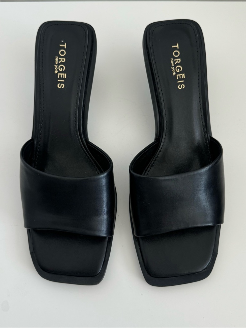 Torgeis New York Black Leather Square-Toe Mule Slides